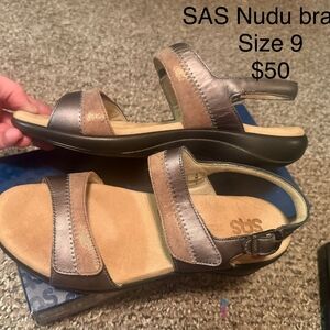 SAS Women's Nudu Sandals - Brown and Black
